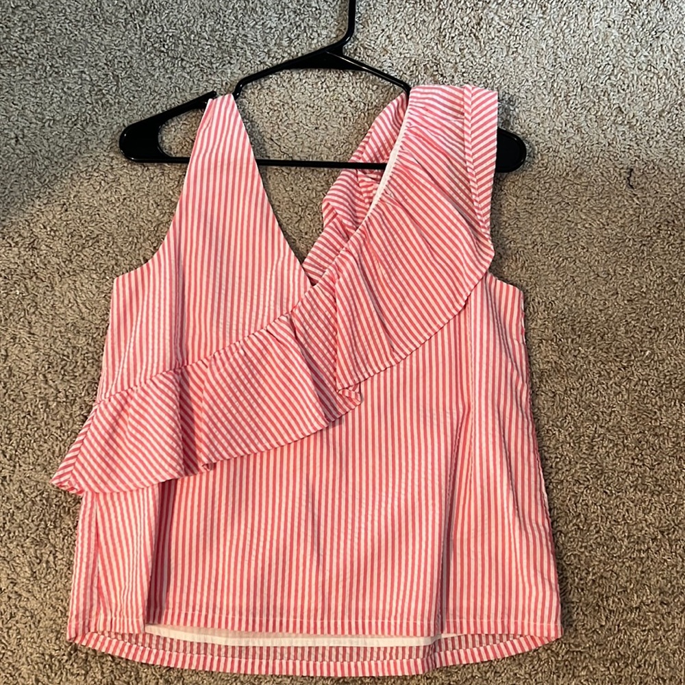 Vineyard Vines Women’s seersucker top
